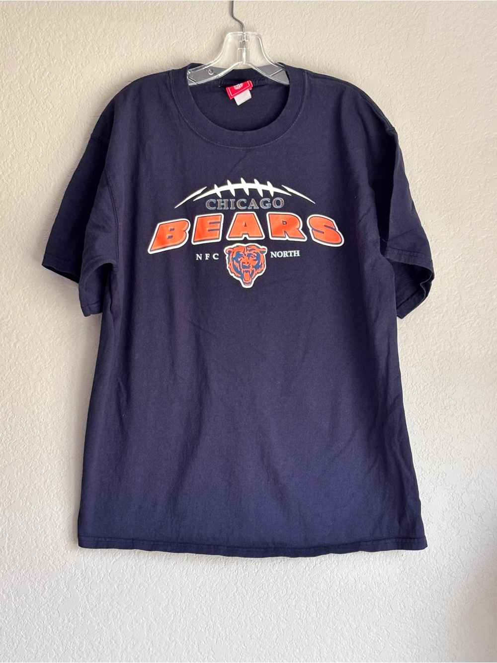 NFL NFC North Chicago Bears Navy Blue and Orange men’s Short Sleeve Tee L